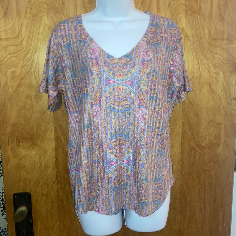 Nally & Millie Paisley Boho T-Shirt Top Size Medium NWT